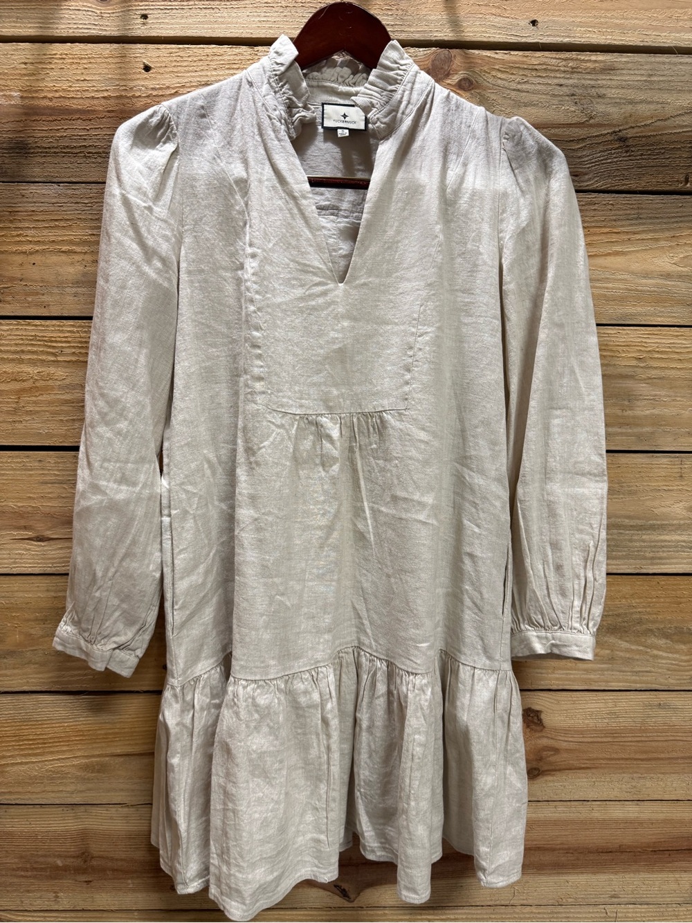 Tuckernuck Palmerston Stone Linen Ruffled V-Neck Tiered Mini Dress Size Small